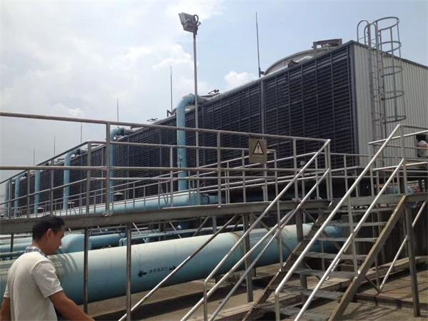 閉式冷卻塔如何節(jié)能運行？(臺州節(jié)能閉式冷卻塔)