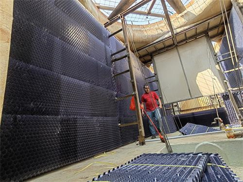 封閉式冷卻塔怎么選材?,封閉式冷卻塔生產(chǎn)