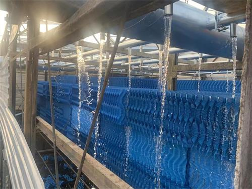 冷卻塔電機(jī)結(jié)構(gòu)有什么特點(冷卻塔電機(jī)轉(zhuǎn)速多少合適)