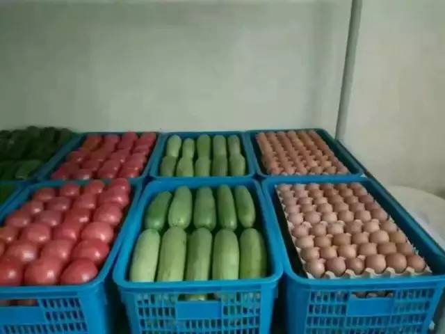 玻璃鋼冷卻塔材料玻璃鋼纖維增強塑料簡介,玻璃鋼冷卻塔型號規(guī)格